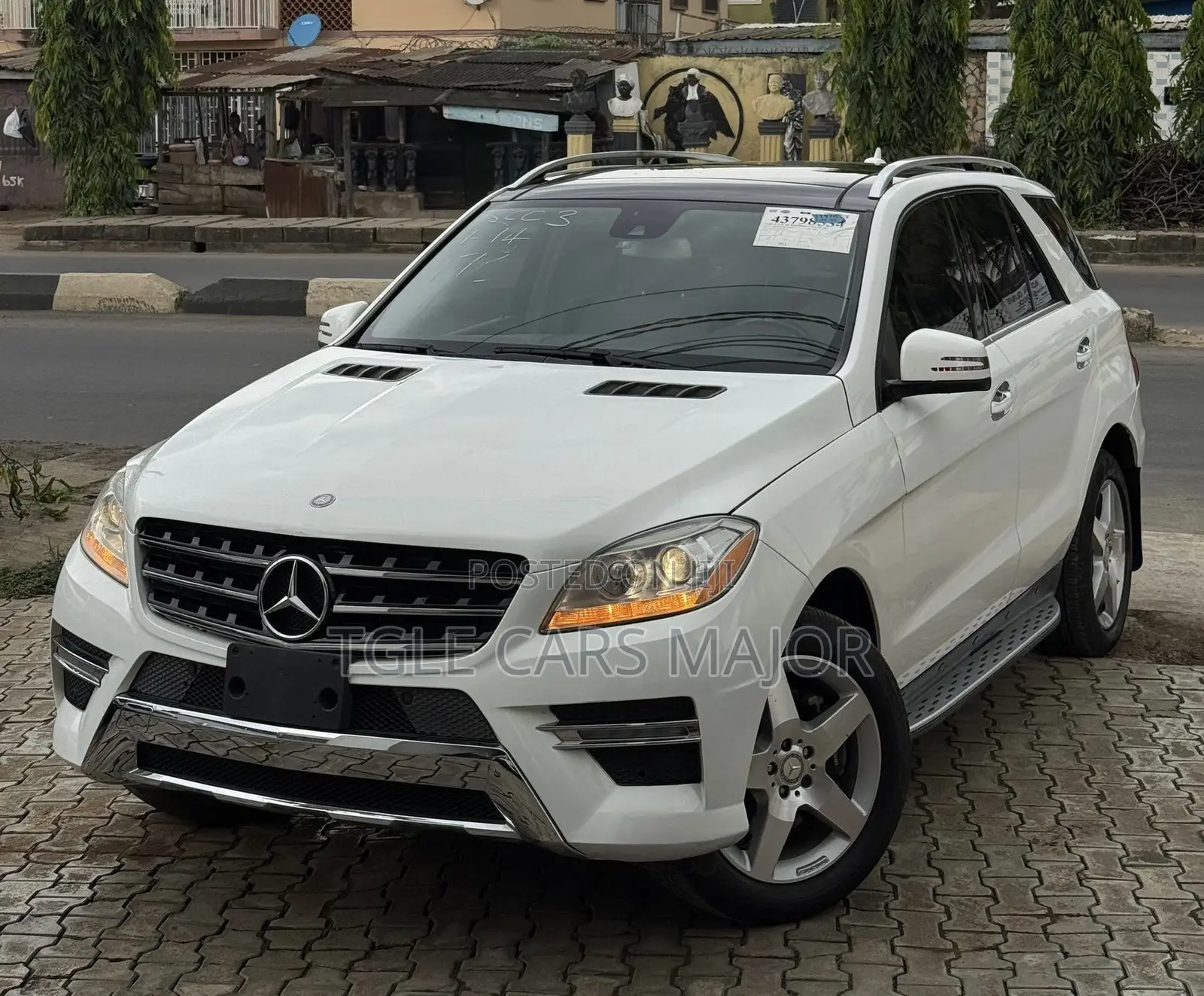 Mercedes-Benz M Class ML350 4dr SUV (3.5L 6cyl 7A) 2015 White