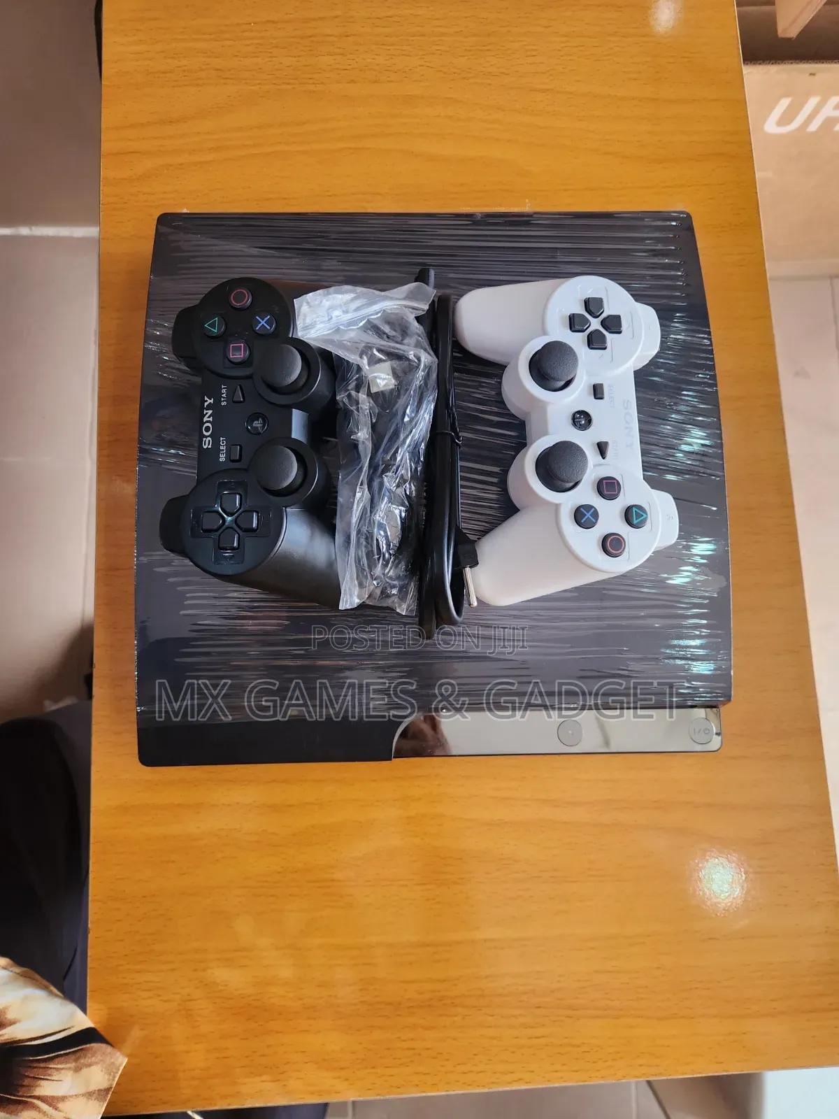 Playstation 3 Slim UK Use With 2 Pad and 10 Games Working Perfectly