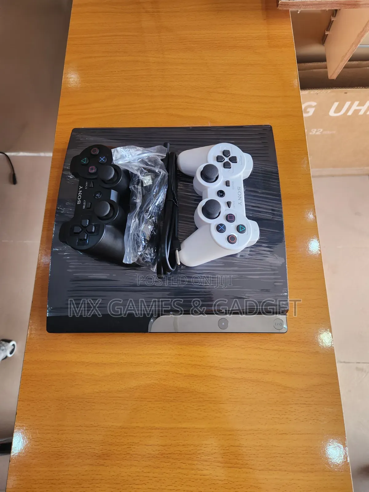 Playstation 3 Slim UK Use With 2 Pad and 10 Games Working Perfectly