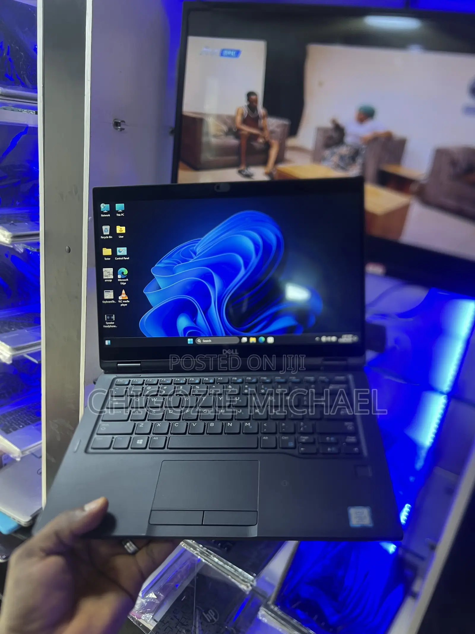 Laptop Dell Latitude 7390 2-in-1 8GB Intel Core i5 SSD 256GB