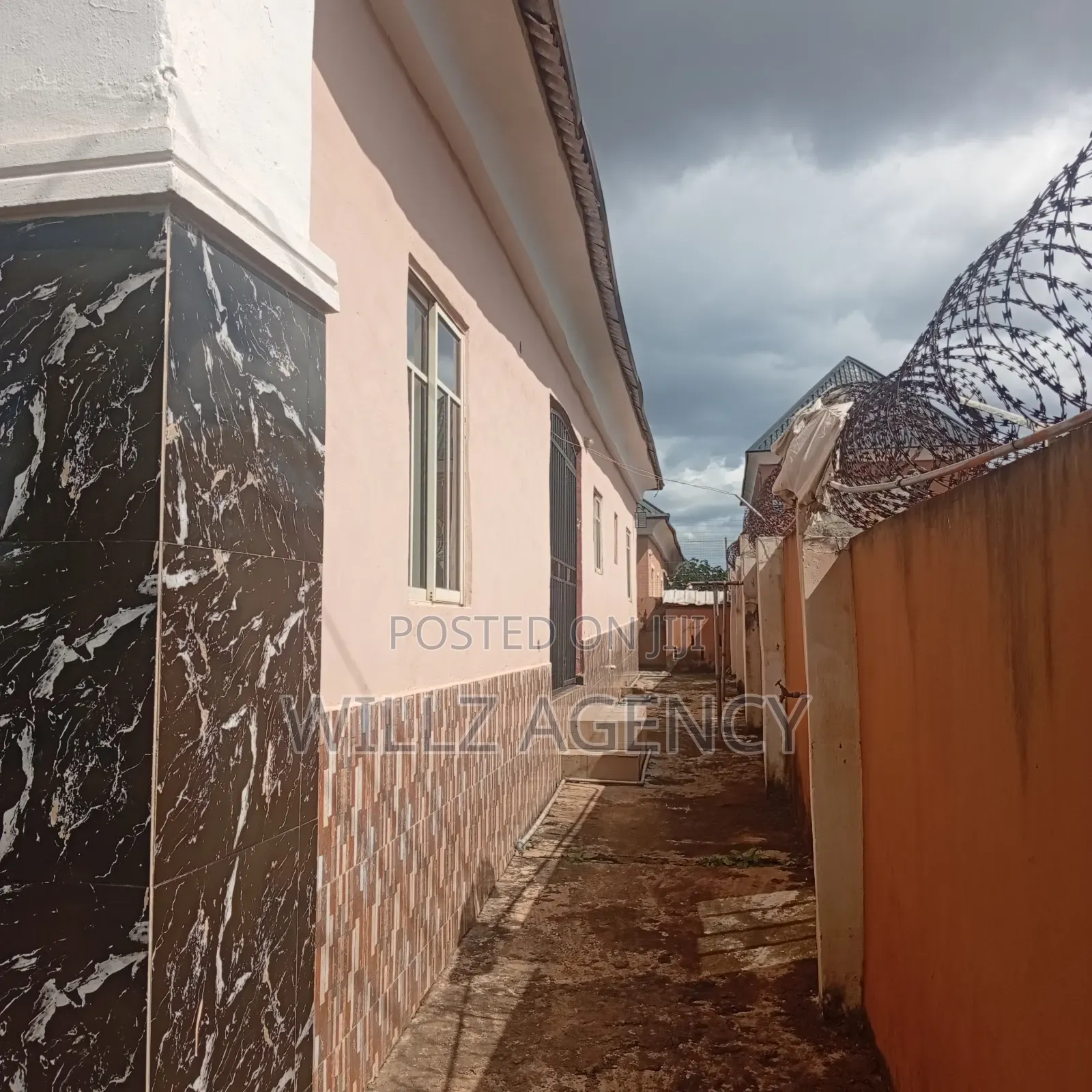 Furnished 4bdrm Bungalow in Enugu for sale