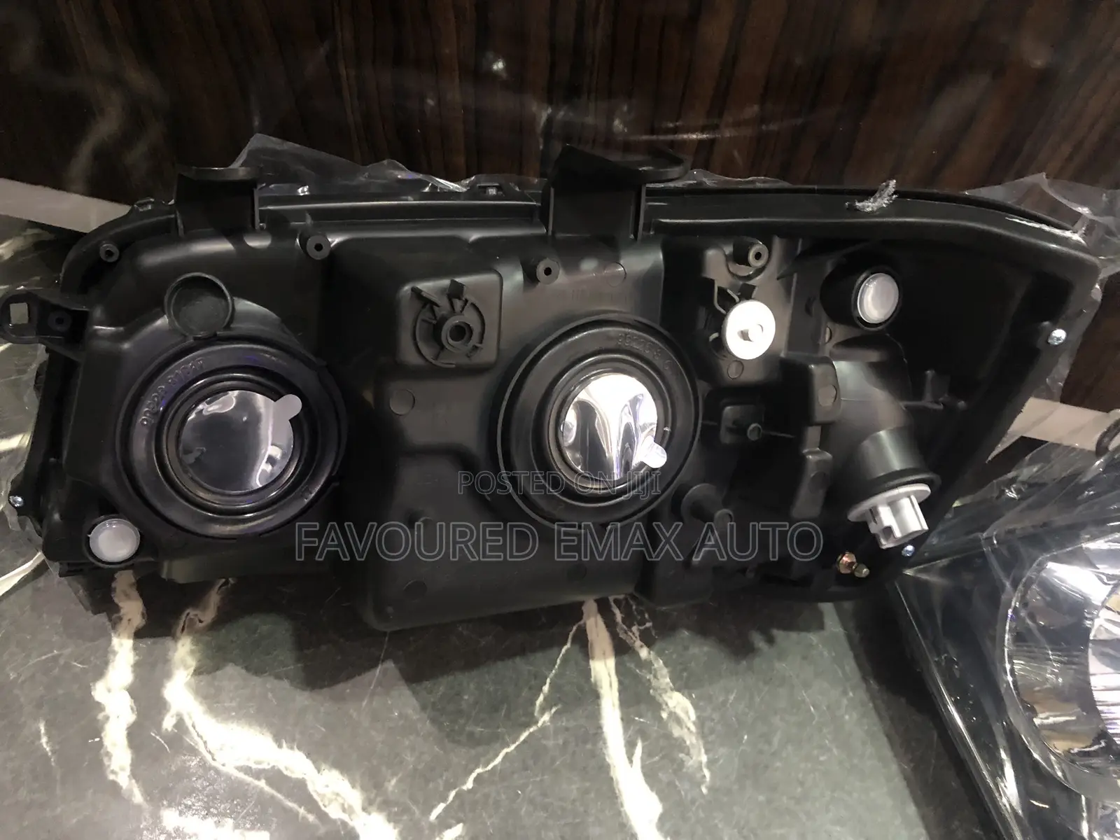 Toyota Headlamp Highlander 2005