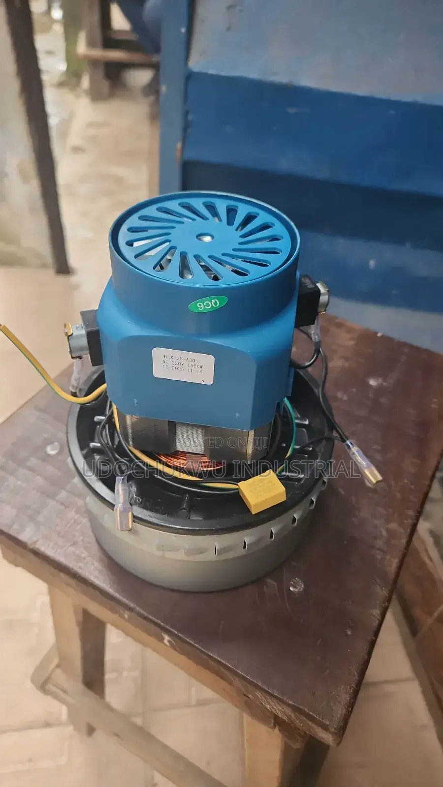 Engine Vacuum Cleaner