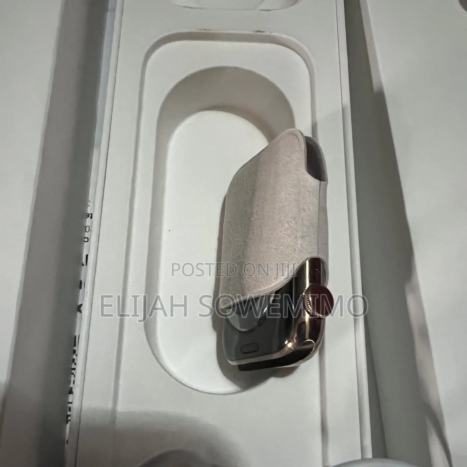 Apple Watch Series 5 44mm Gold Stainless Steel – Premium Open Box