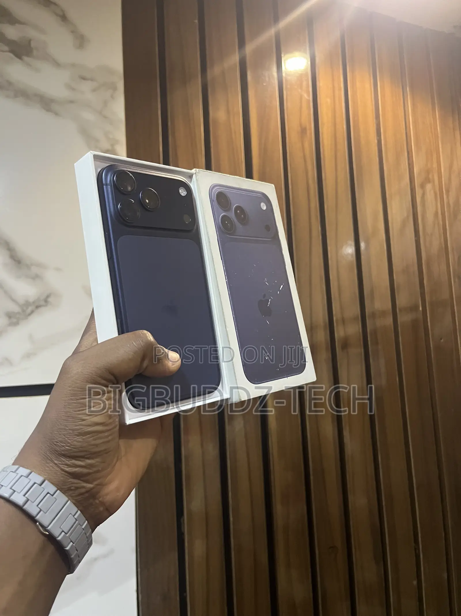 New Apple iPhone 17 Pro Max 256 GB Blue