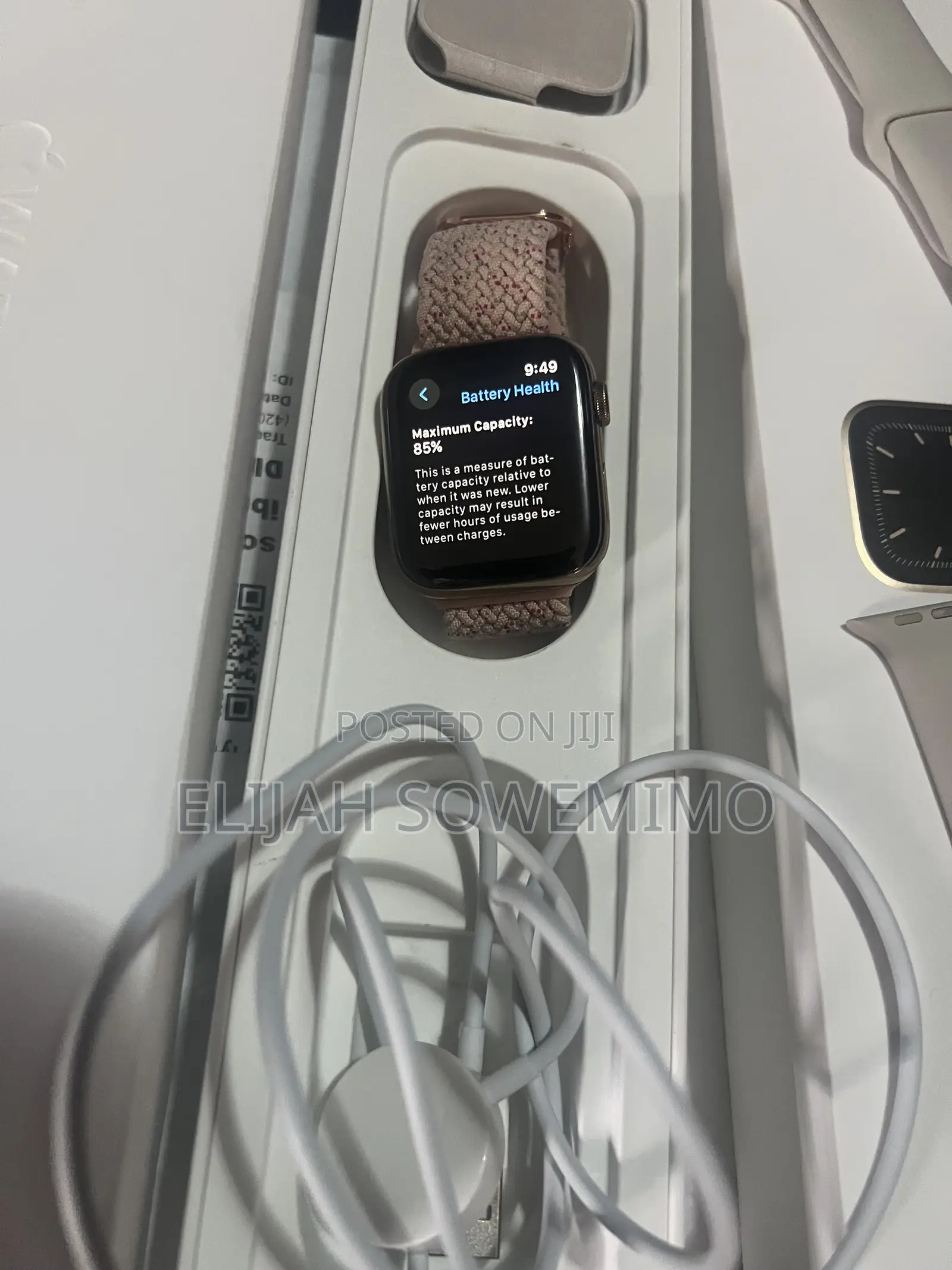 Apple Watch Series 5 44mm Gold Stainless Steel – Premium Open Box