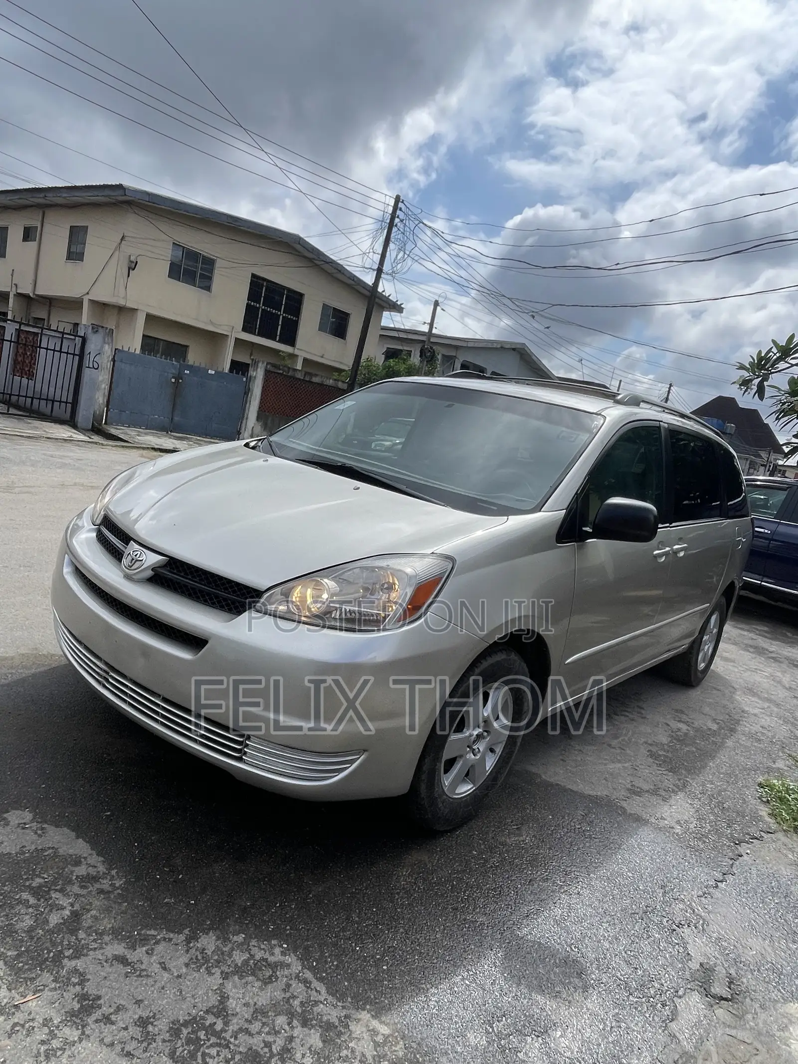 Toyota Sienna LE AWD 2005 Silver
