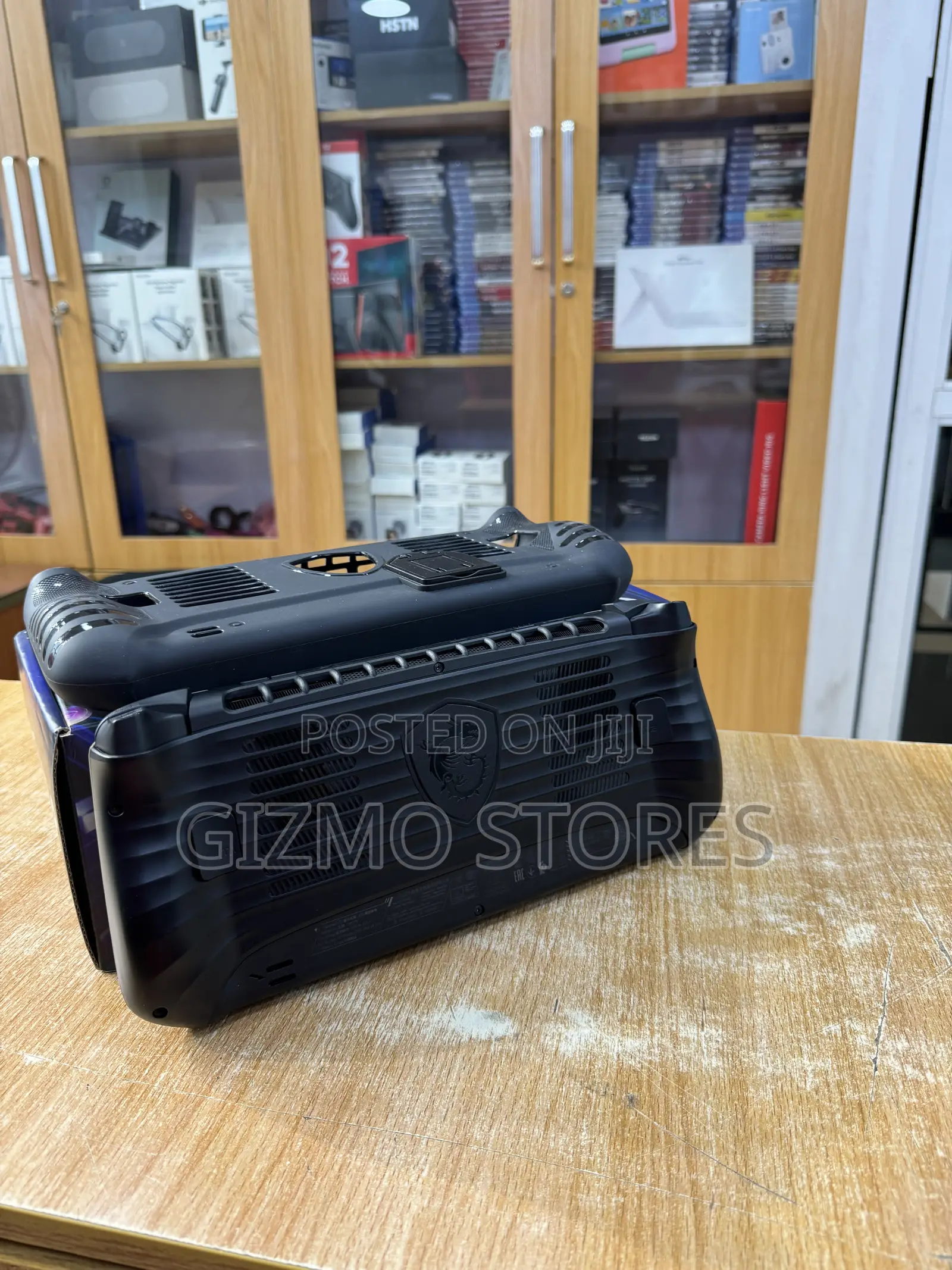 Open Box MSI Claw 8 A1 + A2VM Core Ultra 7 32gb/1tb