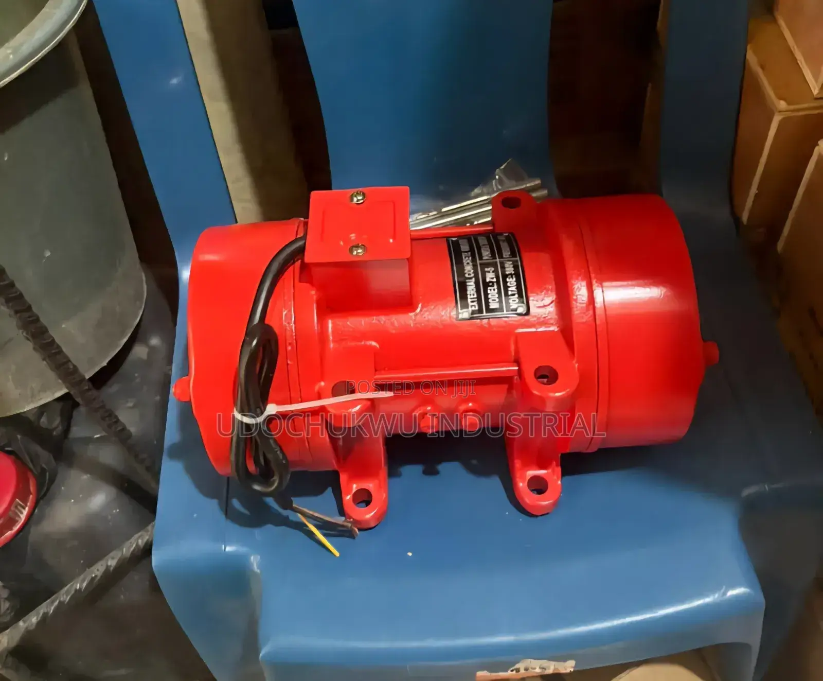 Block Plate Vibratory Machine