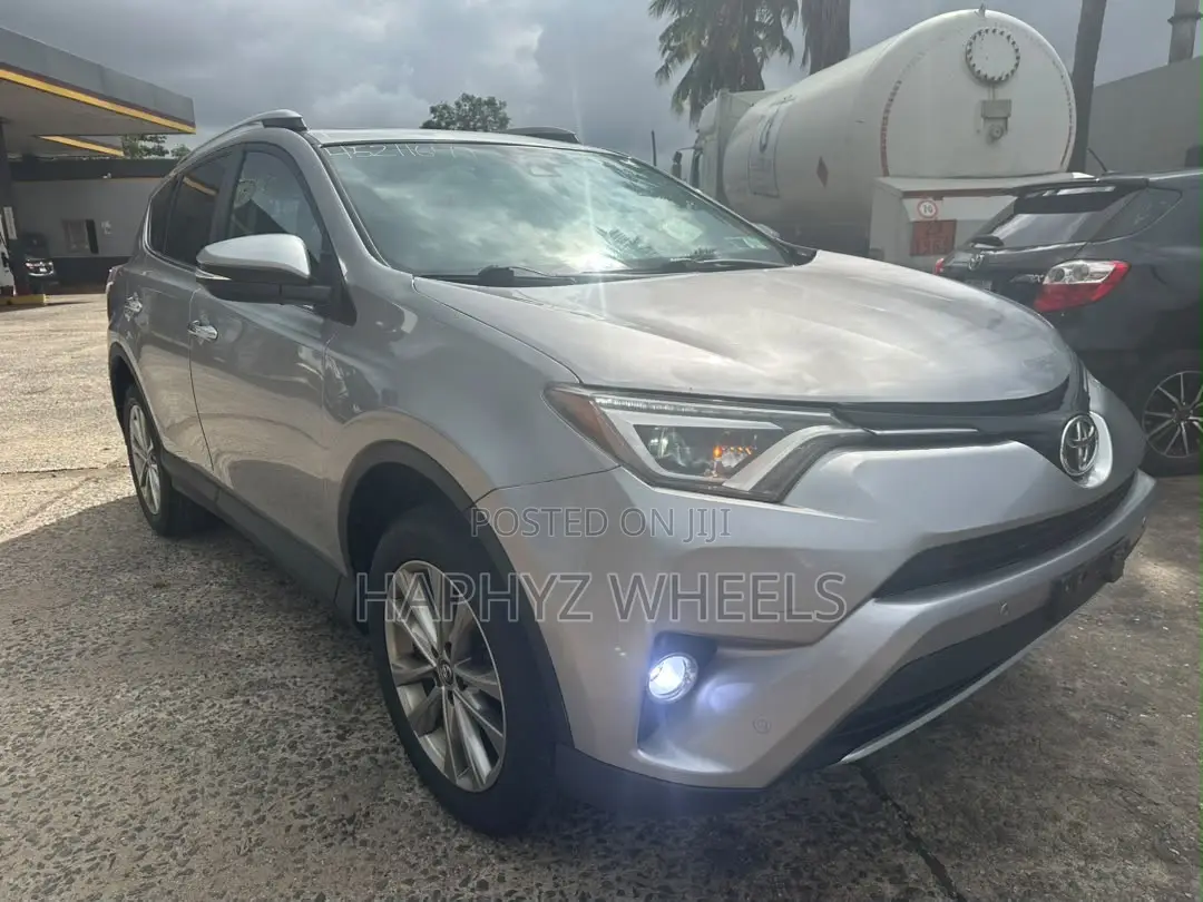 Toyota RAV4 Limited AWD (2.5L 4cyl 6A) 2016 Silver