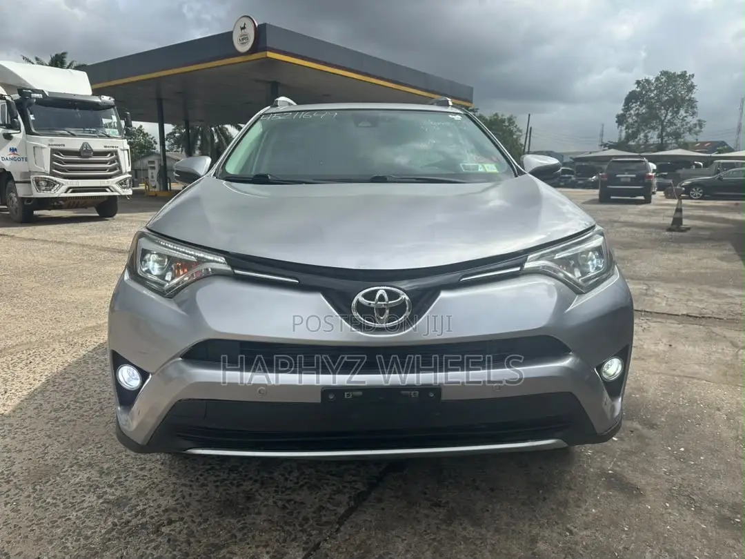 Toyota RAV4 Limited AWD (2.5L 4cyl 6A) 2016 Silver