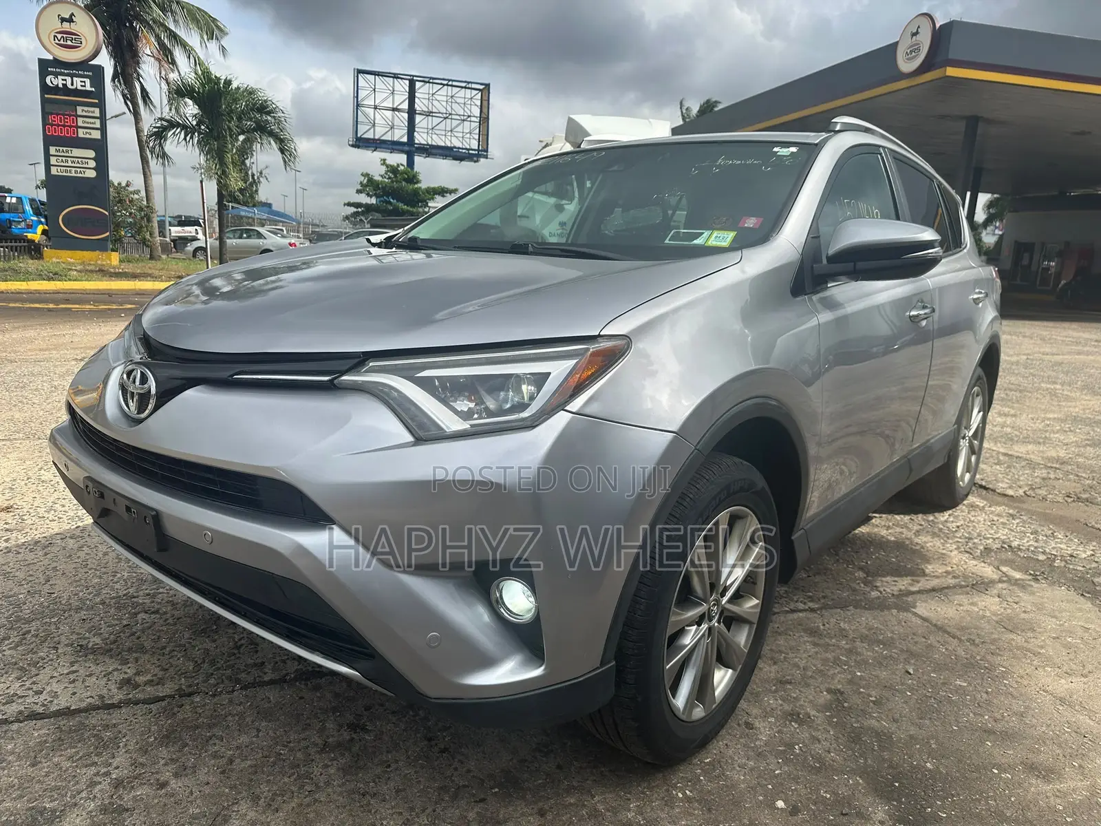 Toyota RAV4 Limited AWD (2.5L 4cyl 6A) 2016 Silver
