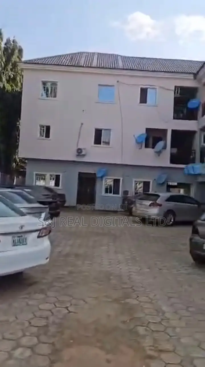 18bdrm Block of Flats in Kubwa for sale