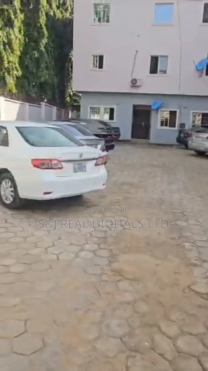 18bdrm Block of Flats in Kubwa for sale