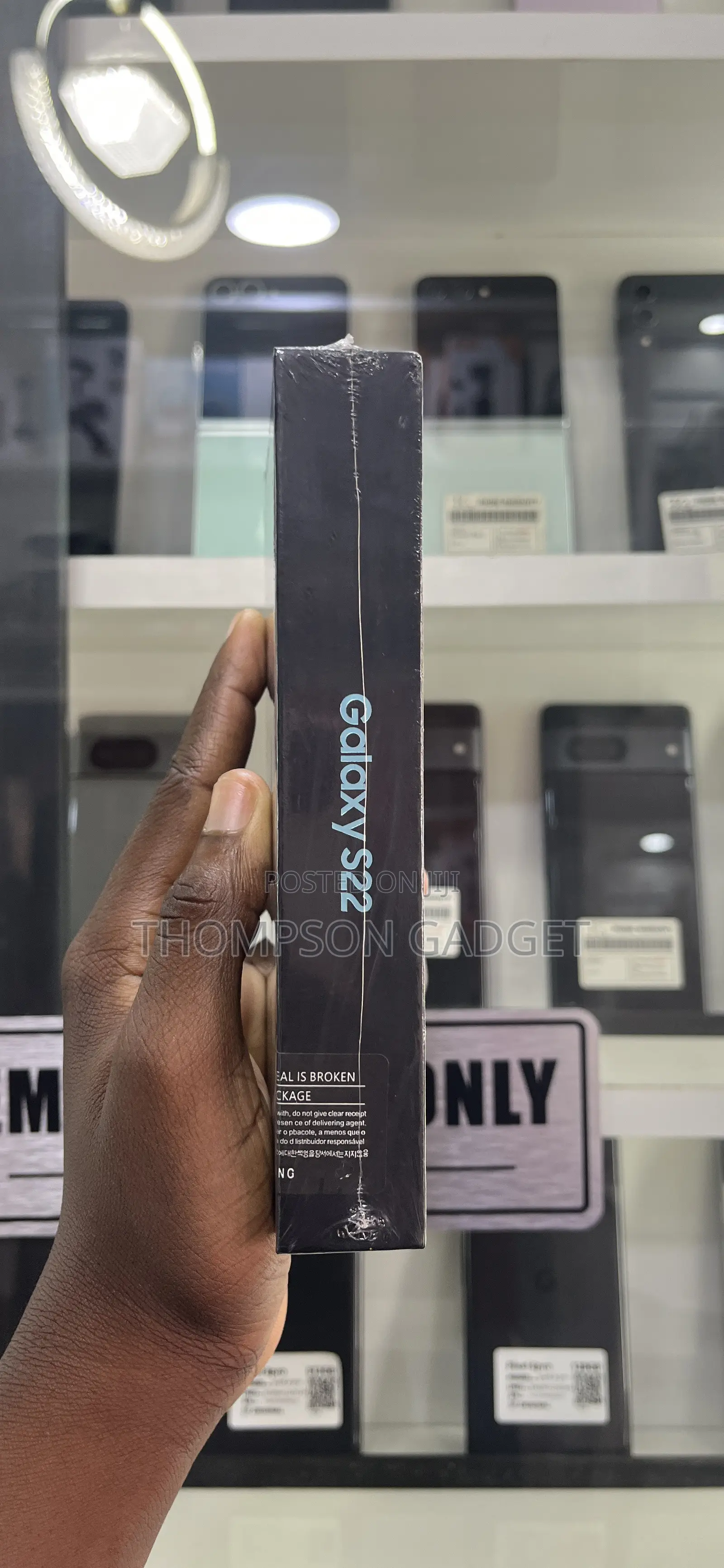 New Samsung Galaxy S22 5G 256 GB Green