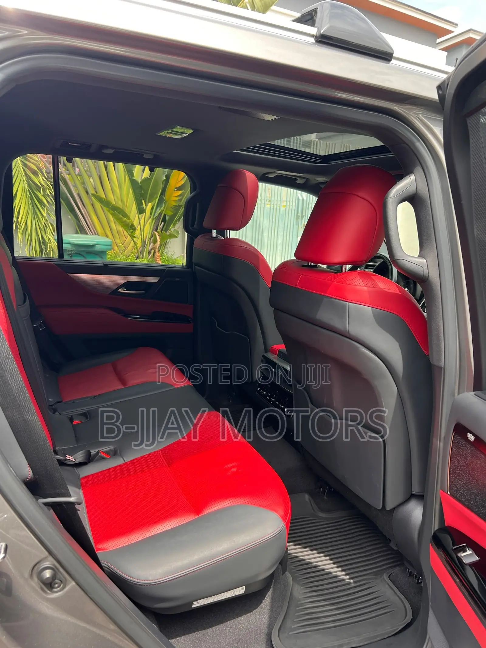 Lexus LX 600 2022 Gray