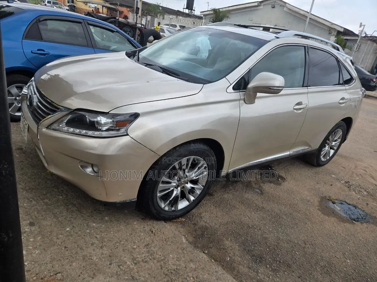 Lexus RX 350 FWD 2013 Gold