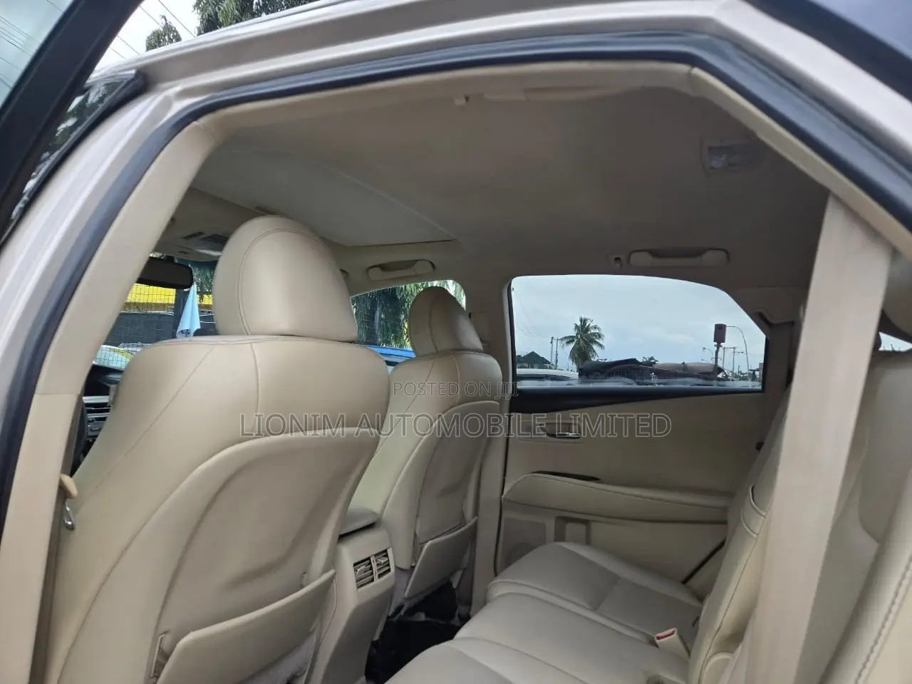 Lexus RX 350 FWD 2013 Gold