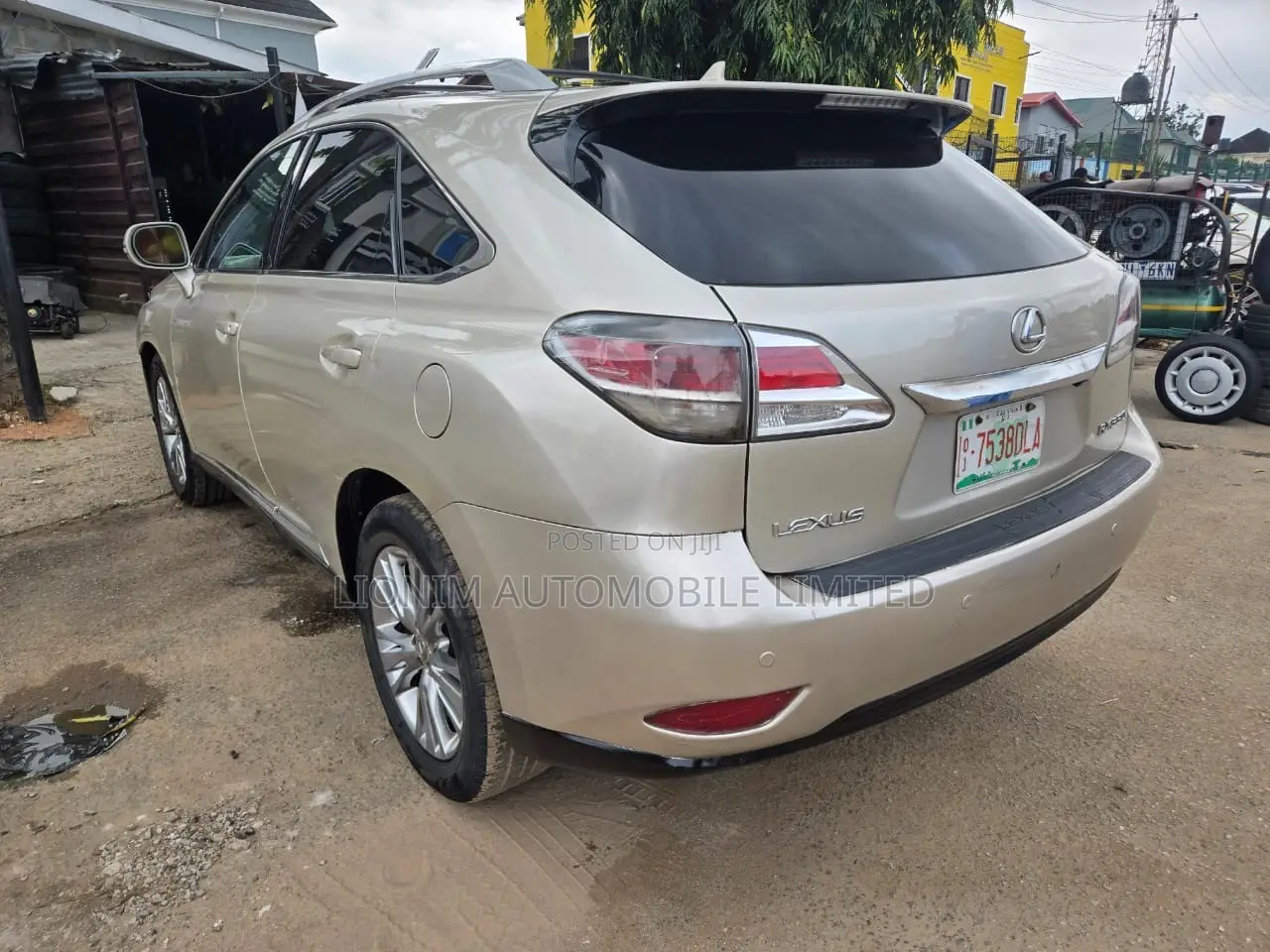 Lexus RX 350 FWD 2013 Gold