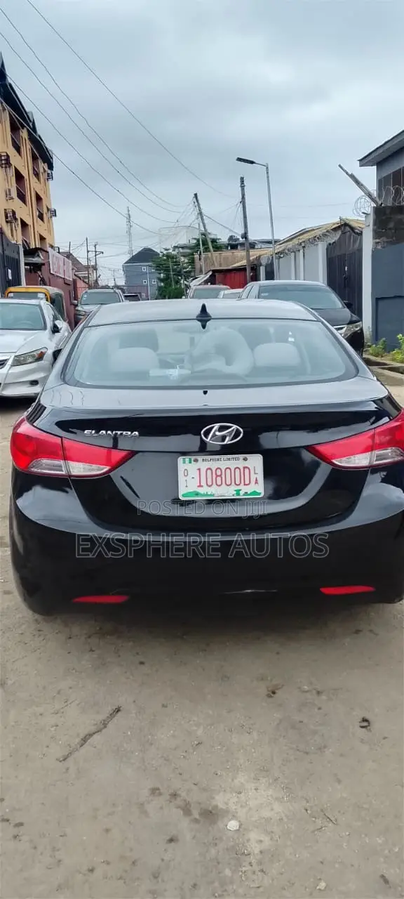 Hyundai Elantra 2011 Black