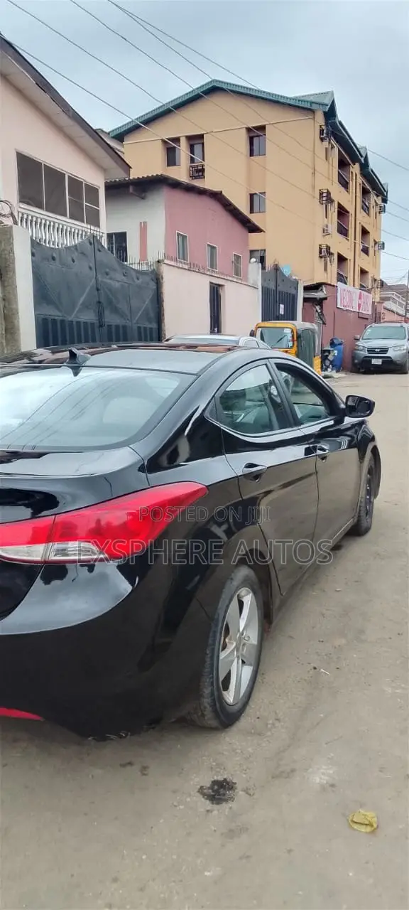 Hyundai Elantra 2011 Black