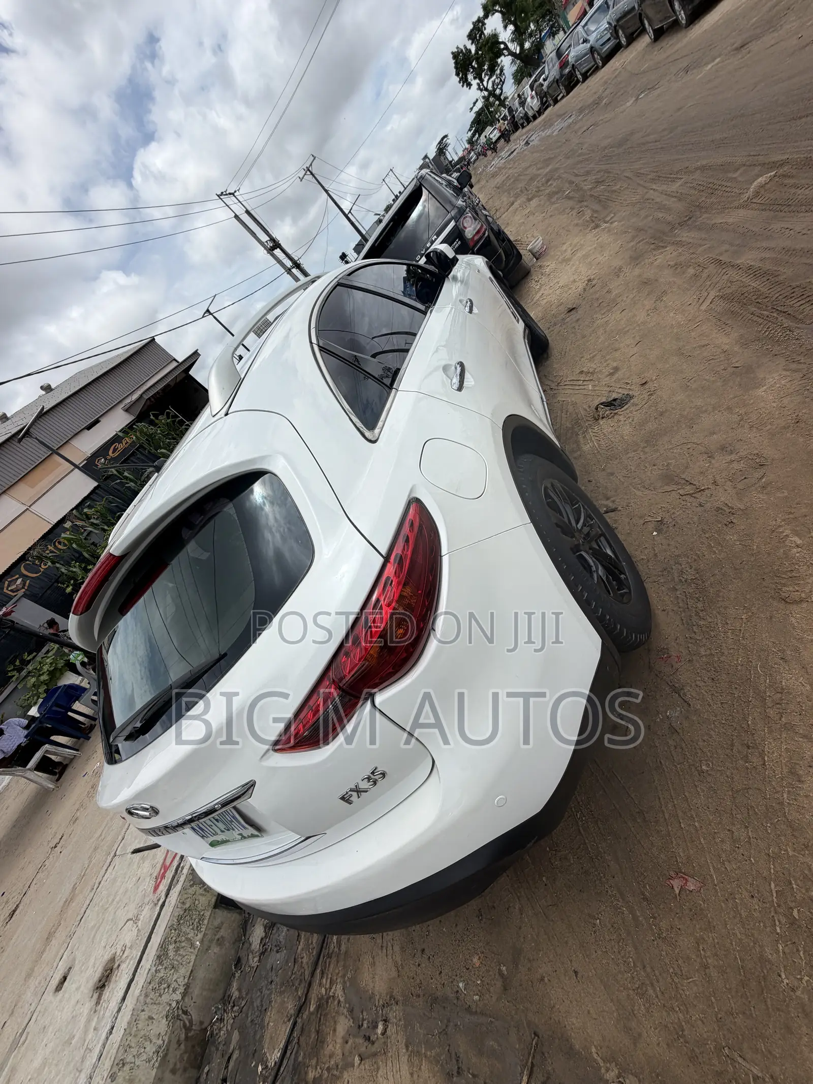 Infiniti FX 35 2010 White