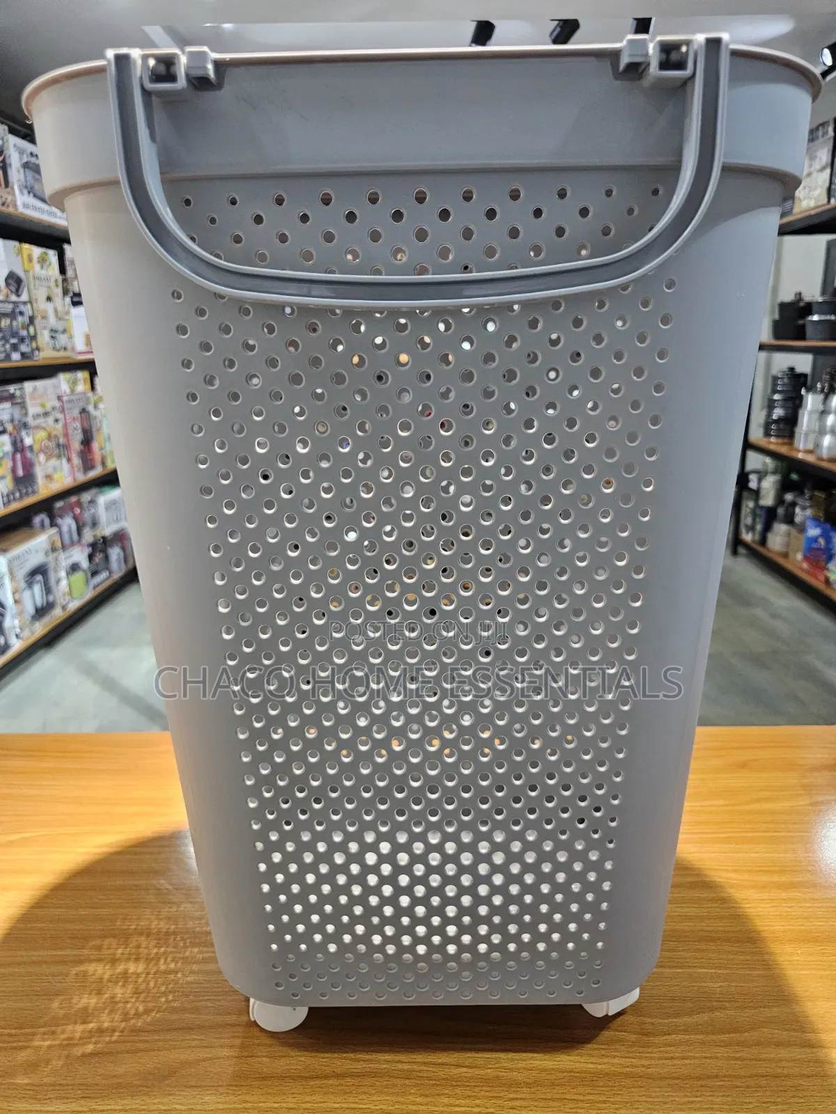 Large Premium Plastic Laundry Basket With Lid Wheels - Grey / White