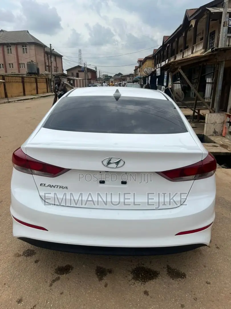 Hyundai Elantra ECO 2018 White