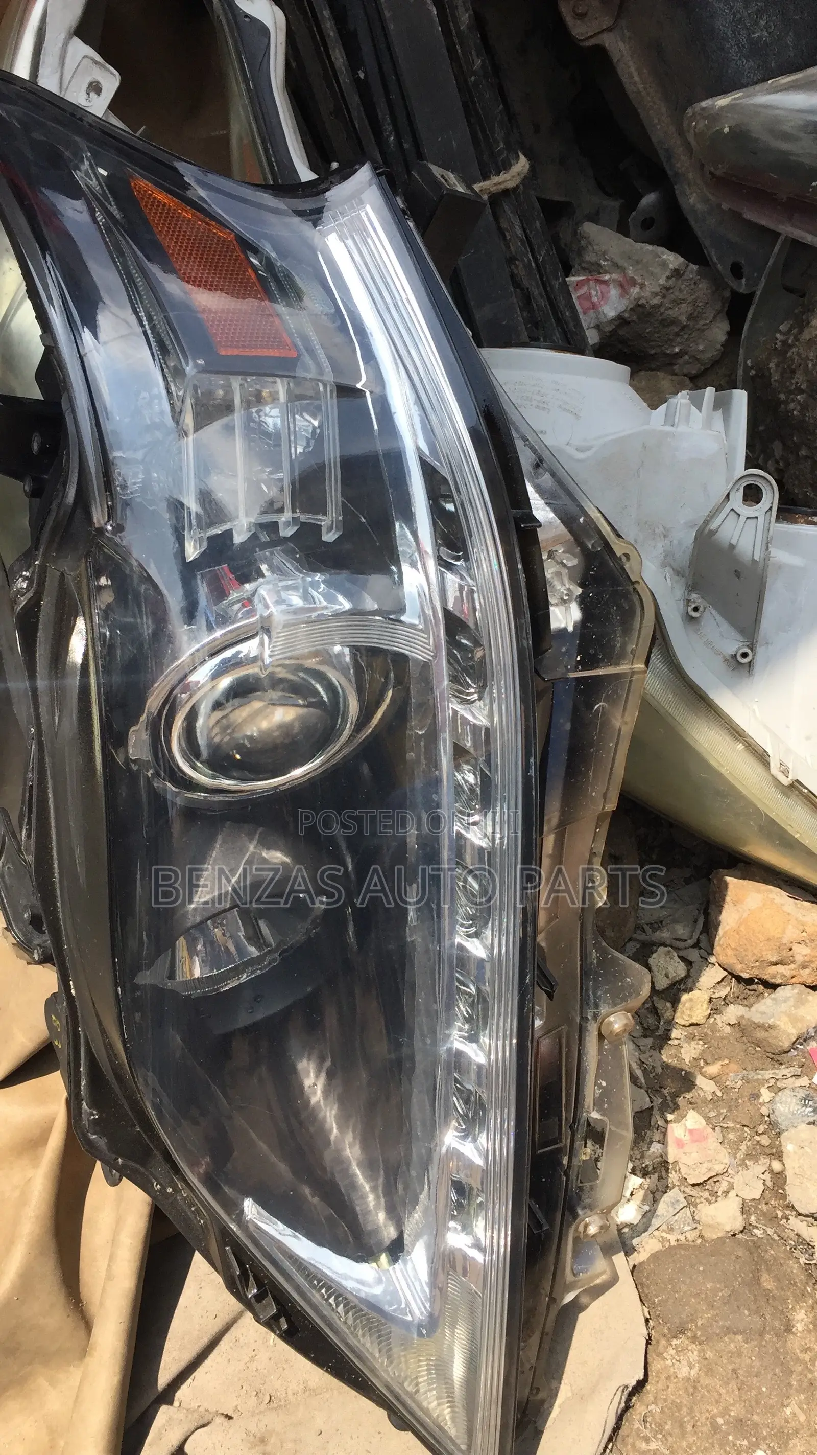 Lexus Rx350 2010 Headlight Replacement