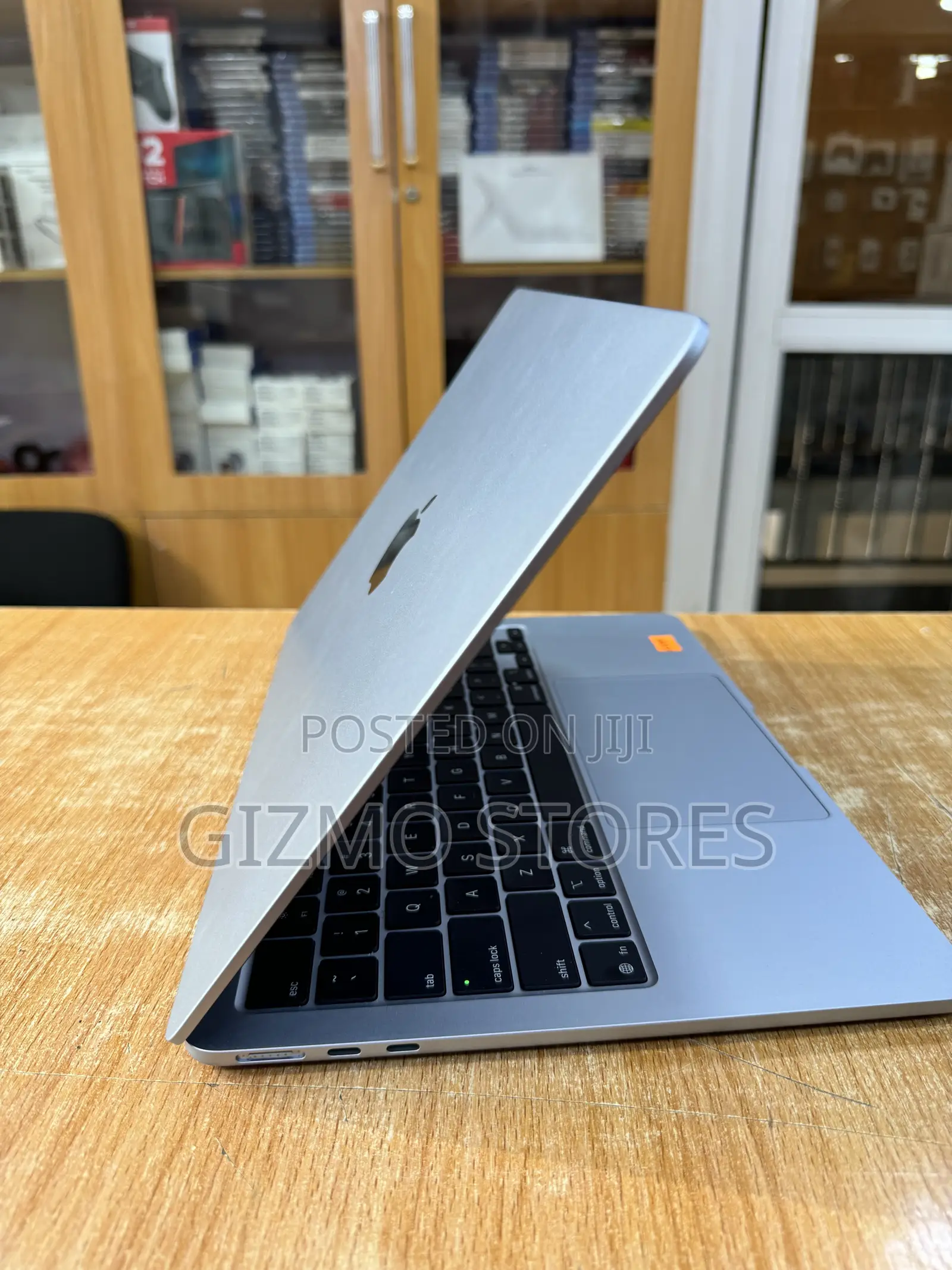 Laptop Apple MacBook Air 2025 M4 16GB Apple M4 SSD 256GB