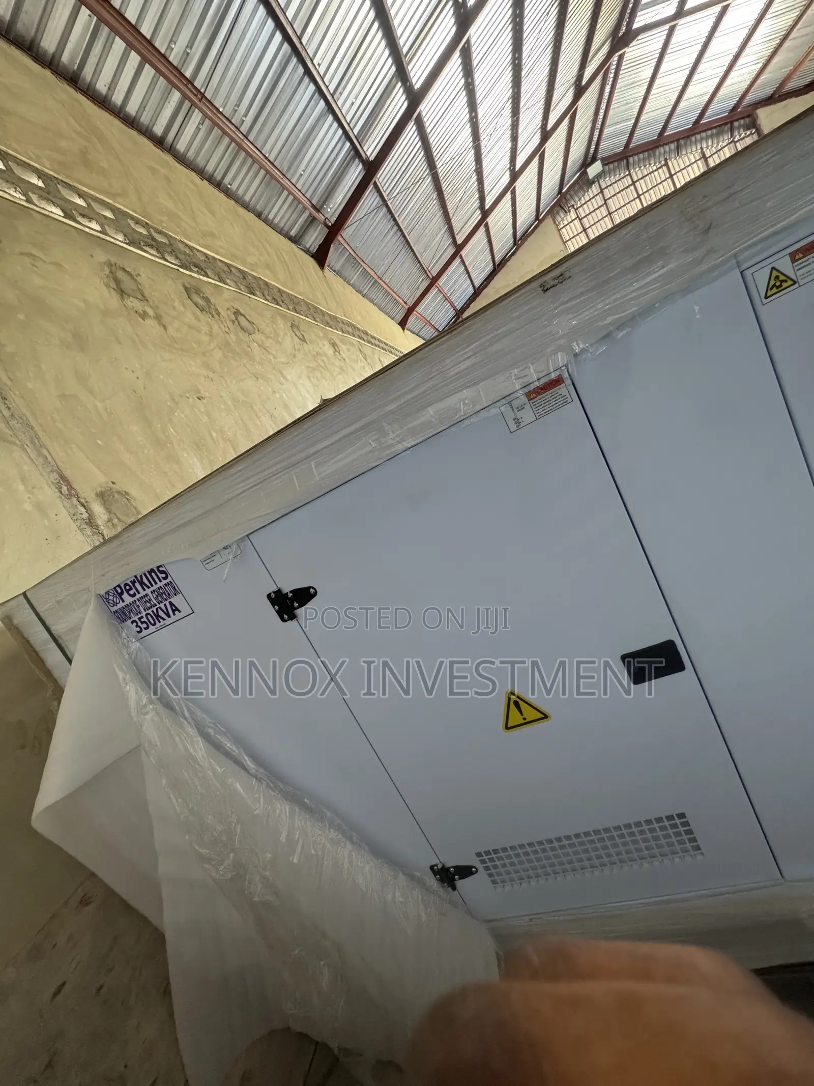 Quality 350kva Perkins Soundproof Diesel Generator