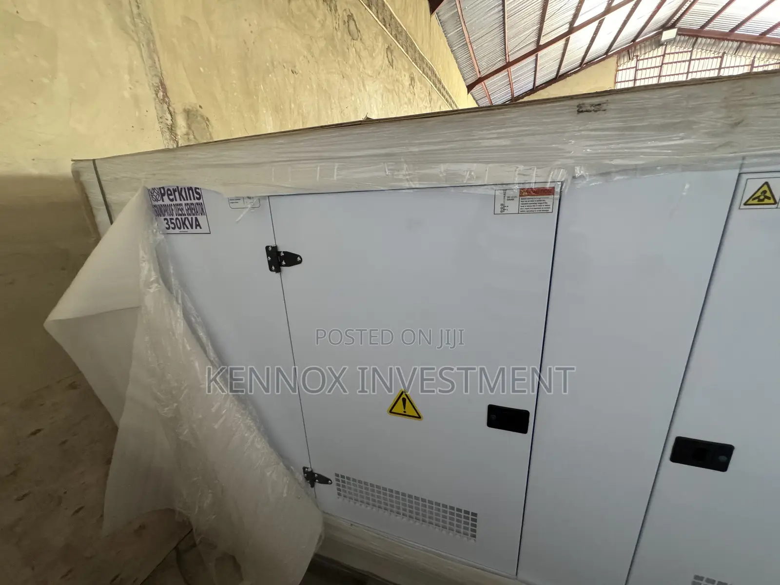 Quality 350kva Perkins Soundproof Diesel Generator