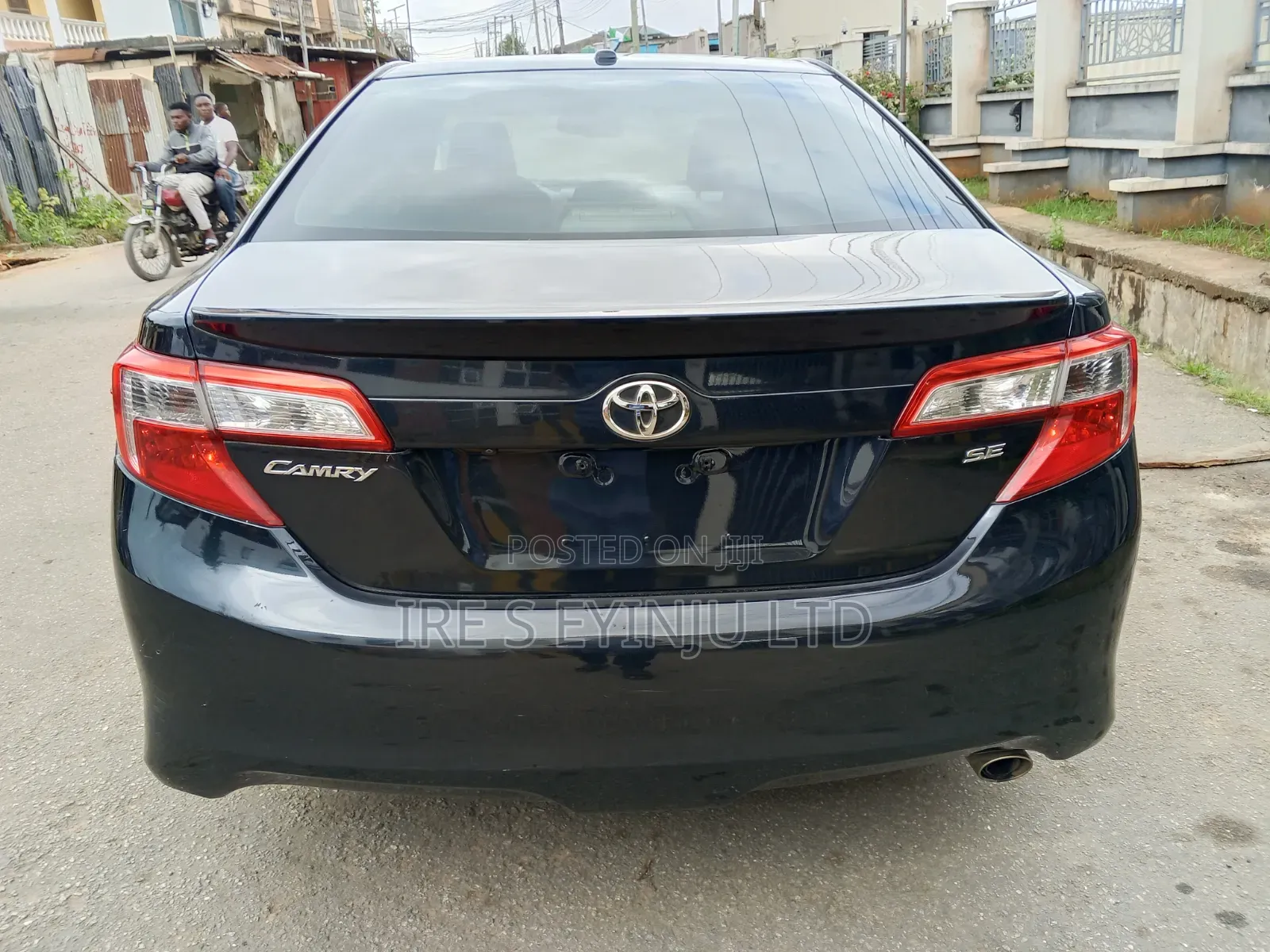 Toyota Camry 2012 Gray