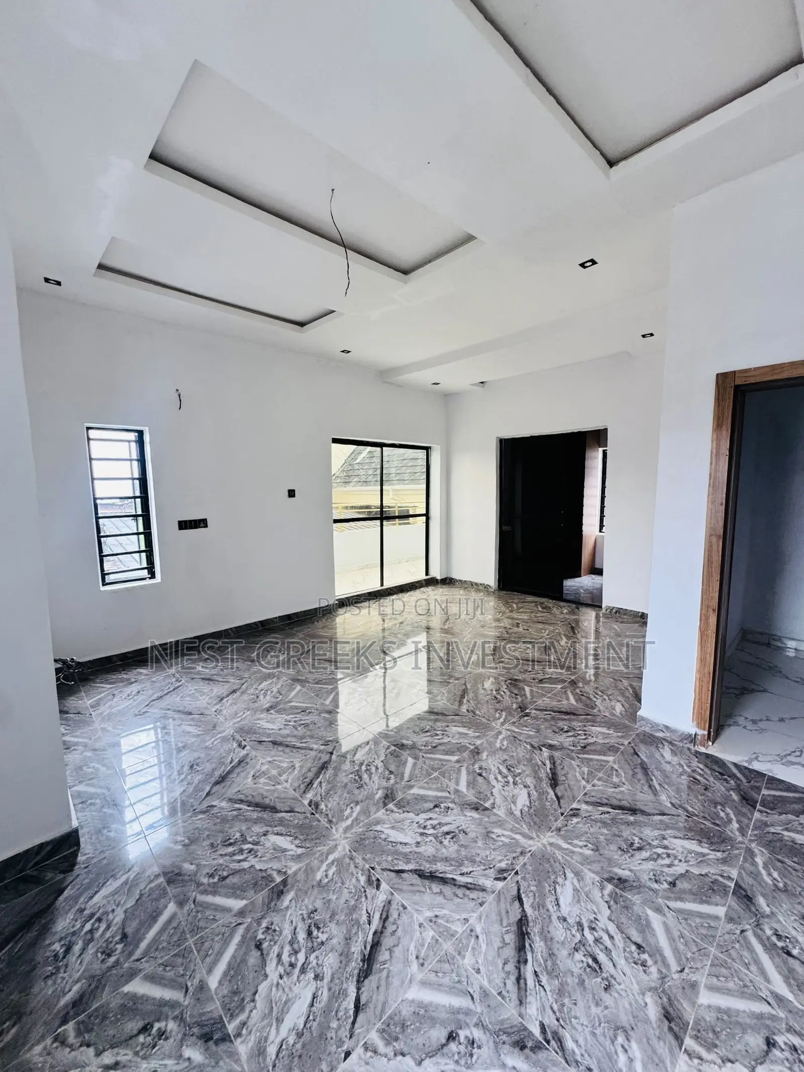 4bdrm Duplex in Ogba for sale
