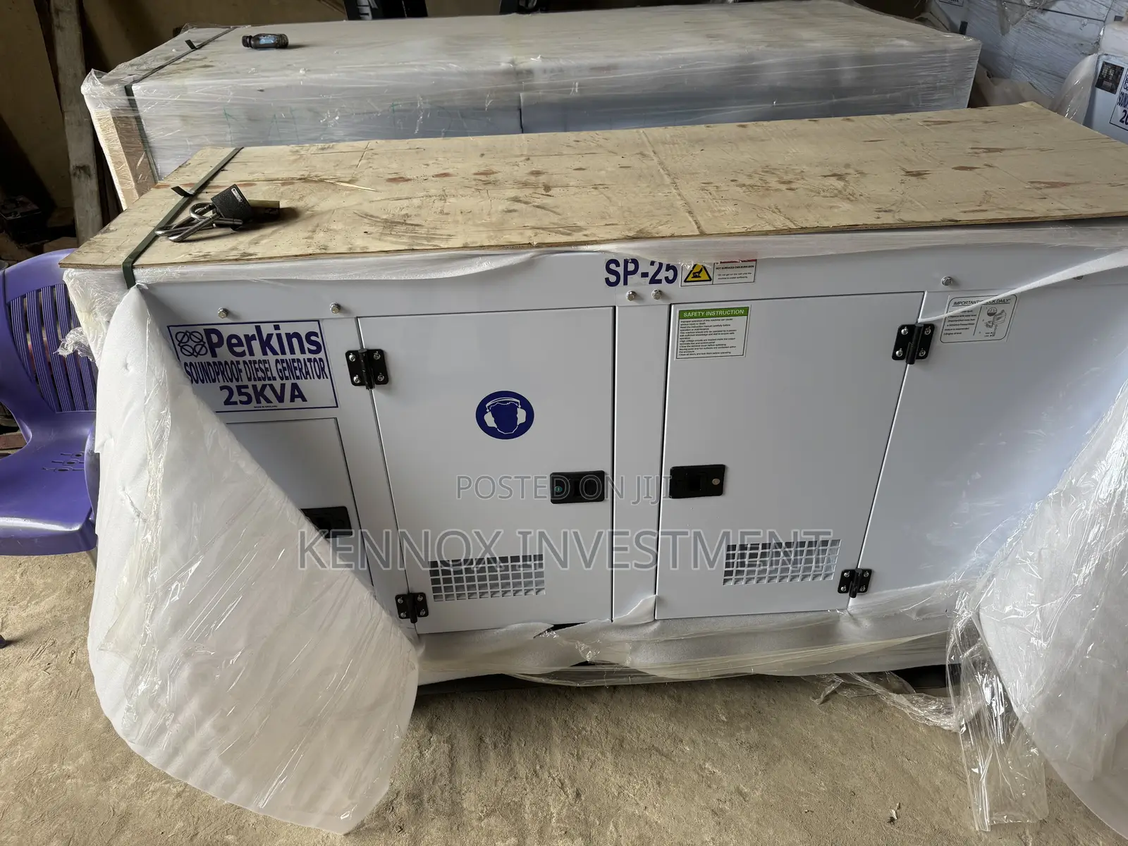 Quality 25kva Perkins Soundproof Diesel Generator