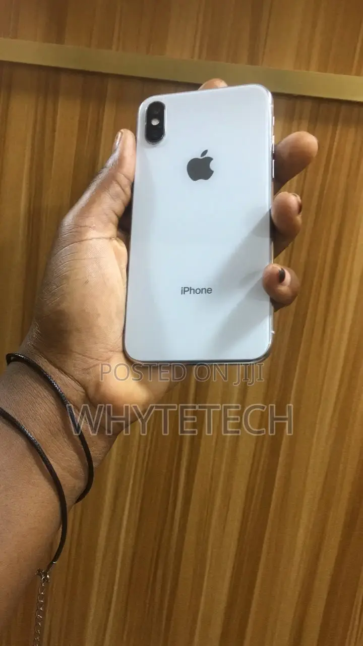 Apple iPhone X 64 GB White