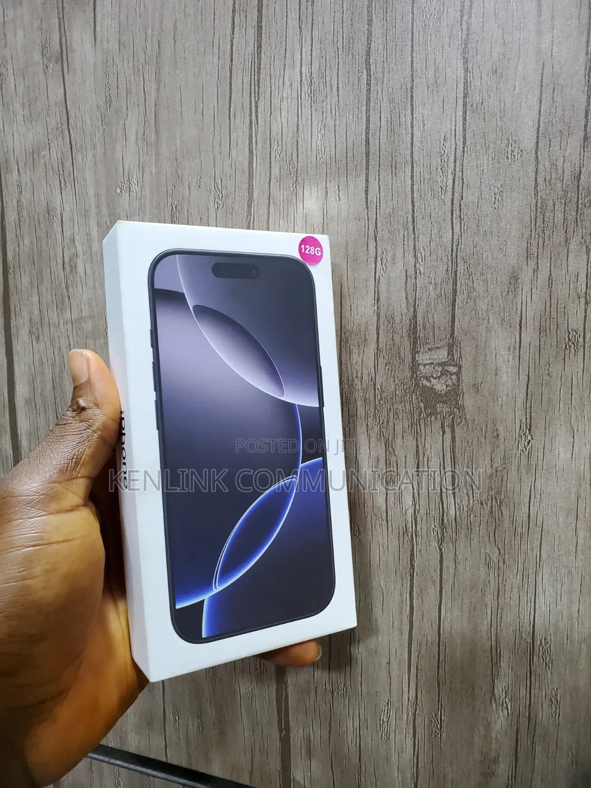 New Apple iPhone 16 Pro 128 GB Silver