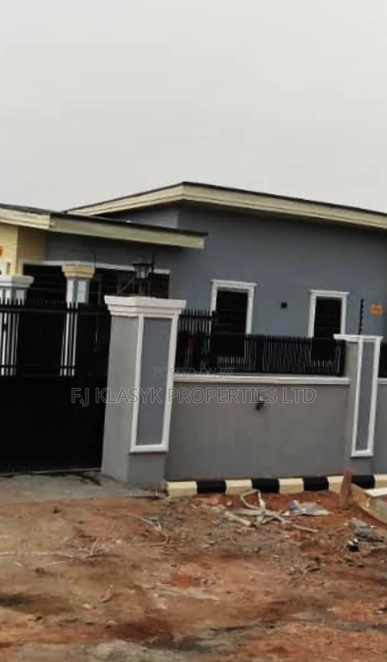 5bdrm Bungalow in Benin City for sale