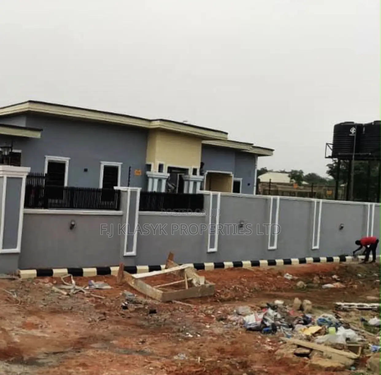 5bdrm Bungalow in Benin City for sale