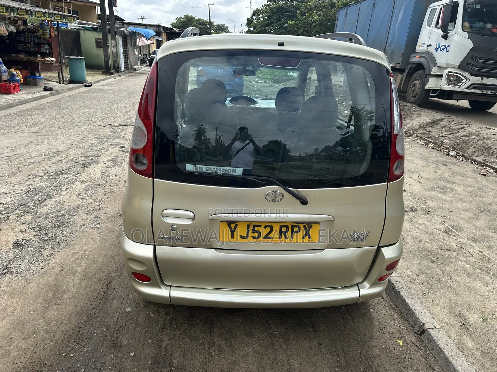 Toyota Yaris 2003 Gold