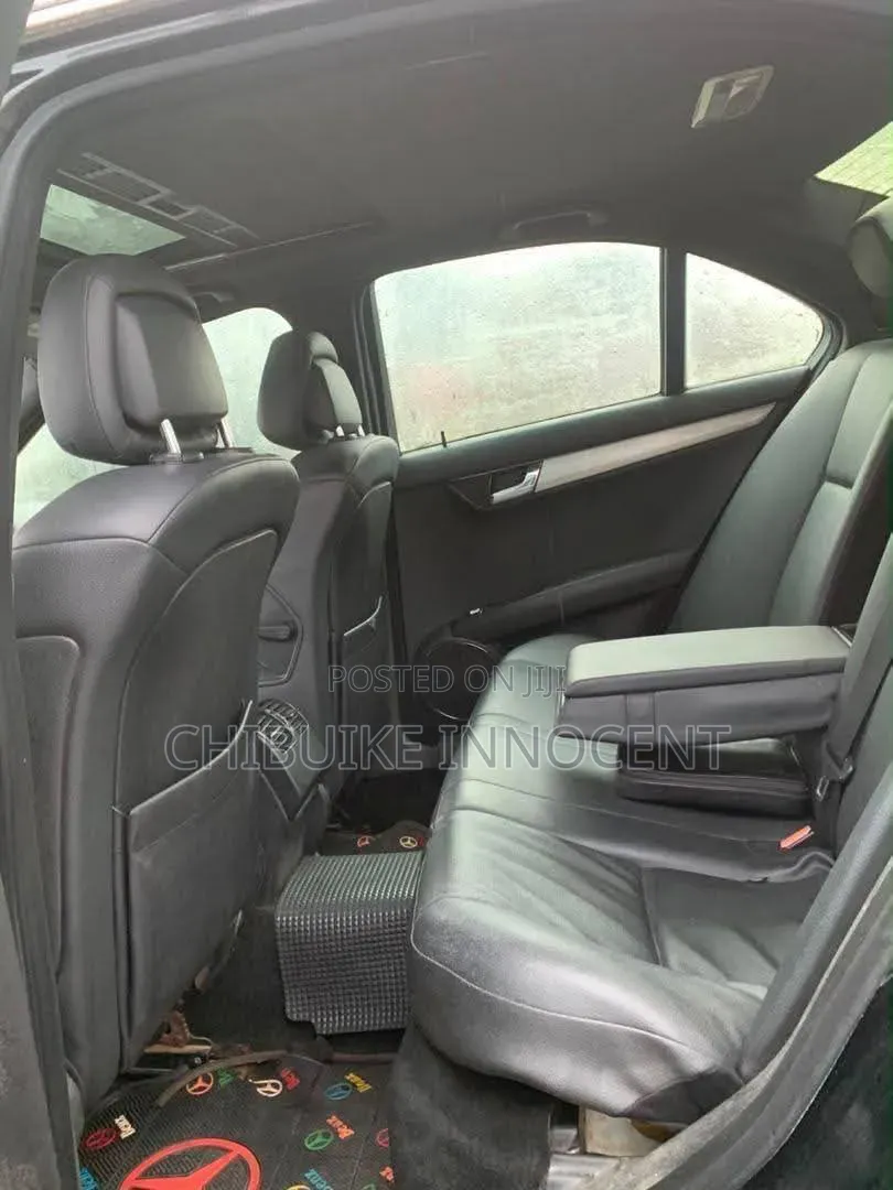 Mercedes-Benz C300 2008