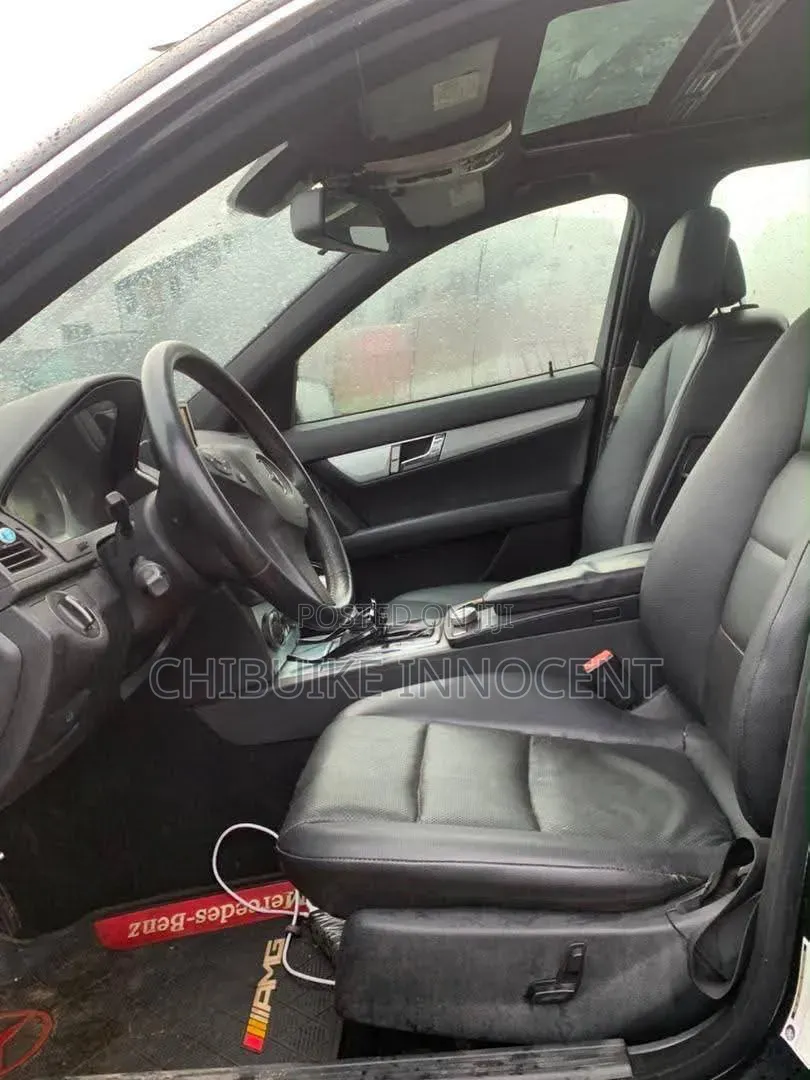 Mercedes-Benz C300 2008