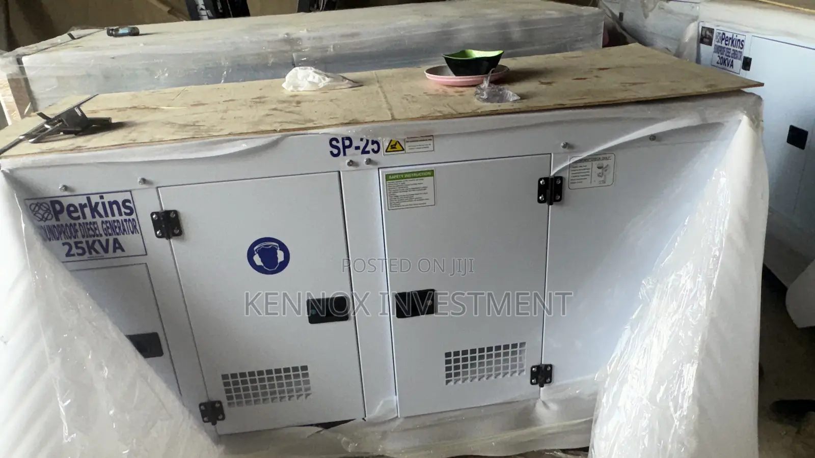 Heavy Duty 25kva Perkins Soundproof Diesel Generator.