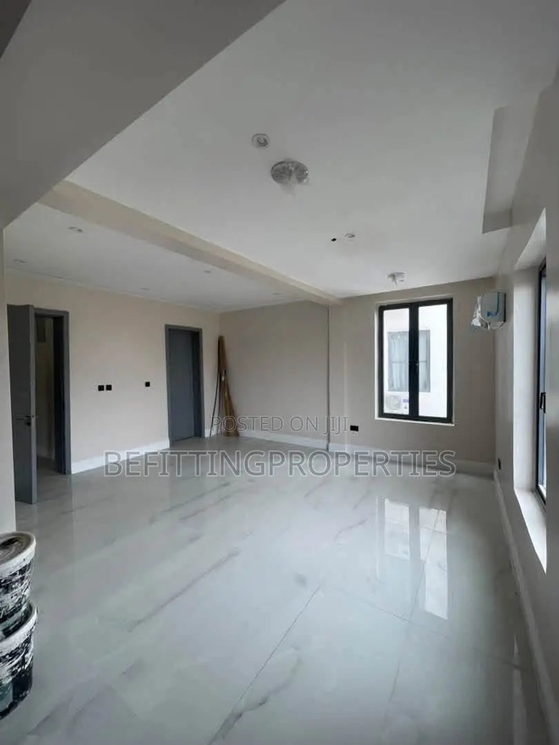 5bdrm Duplex in Ikoyi for sale