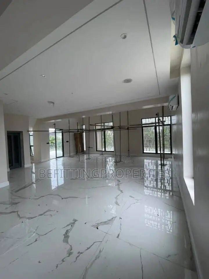 5bdrm Duplex in Ikoyi for sale