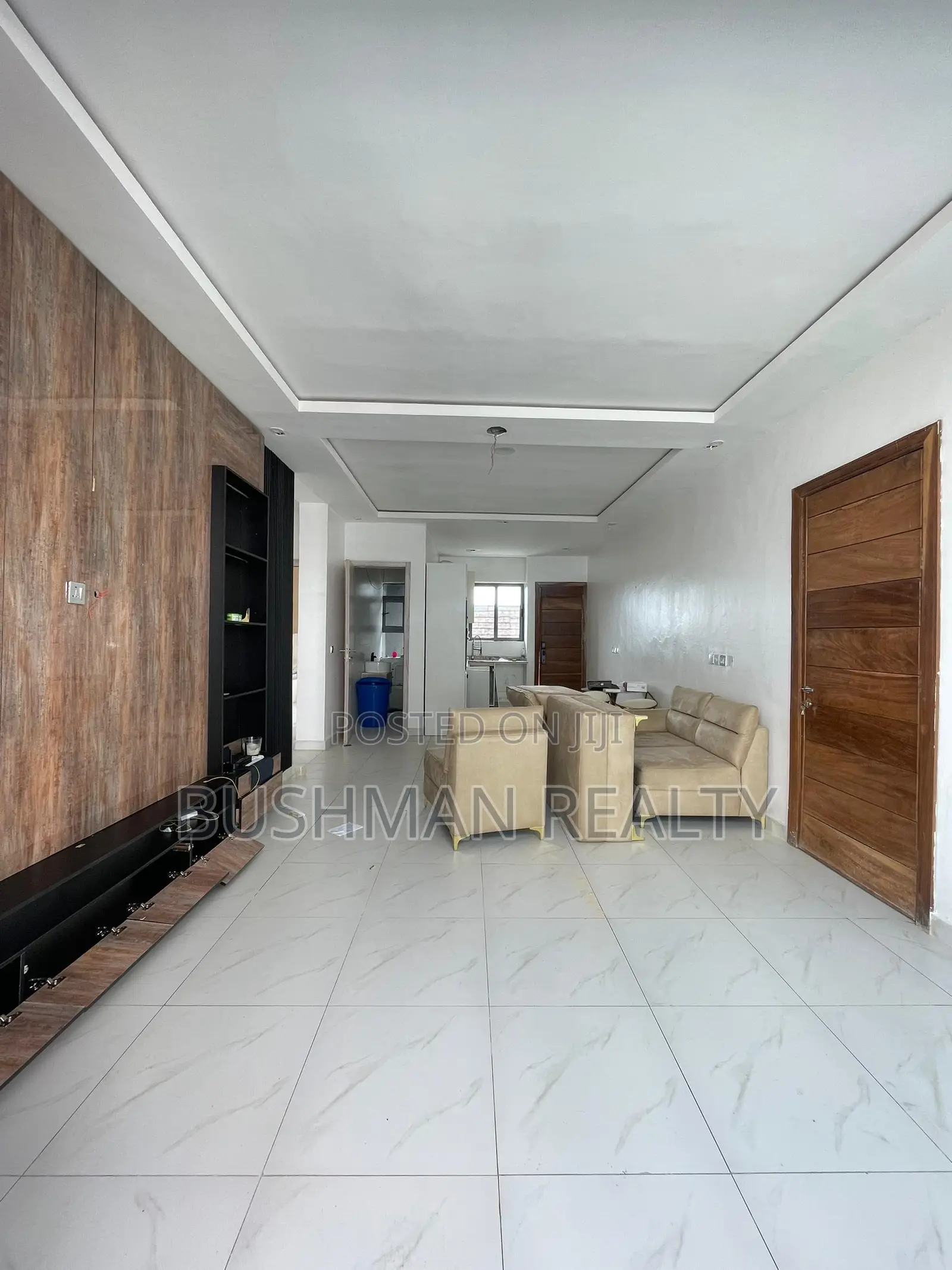 2bdrm Apartment in Chevron for rent