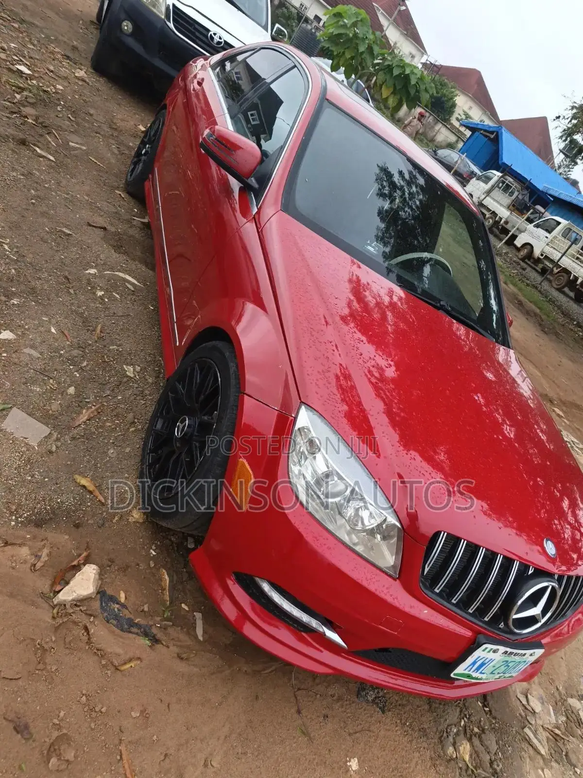 Mercedes-Benz C300 2008 Red