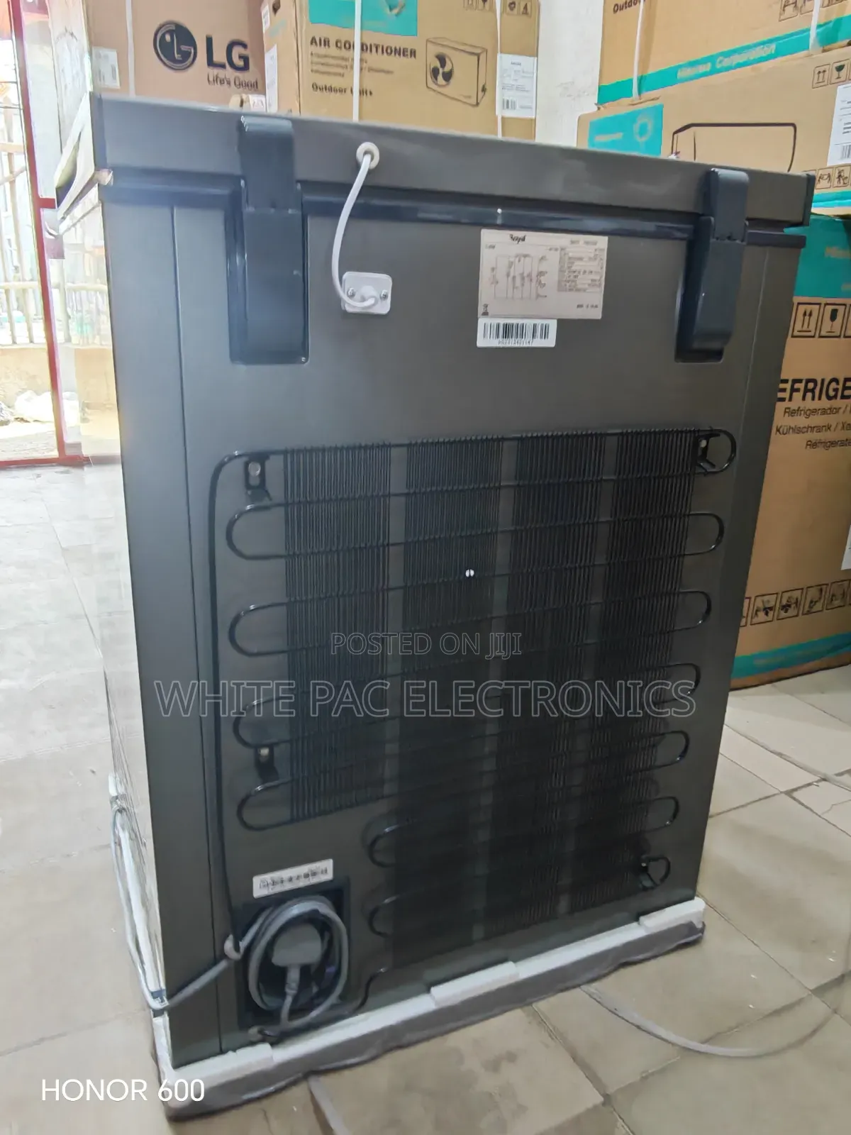 New Royal Chest Freezer ( 155 Litre) Fast Freezing ( Ice Maker) 1 Yrs