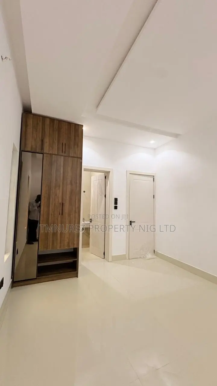 2bdrm Apartment in Old Bodija for sale