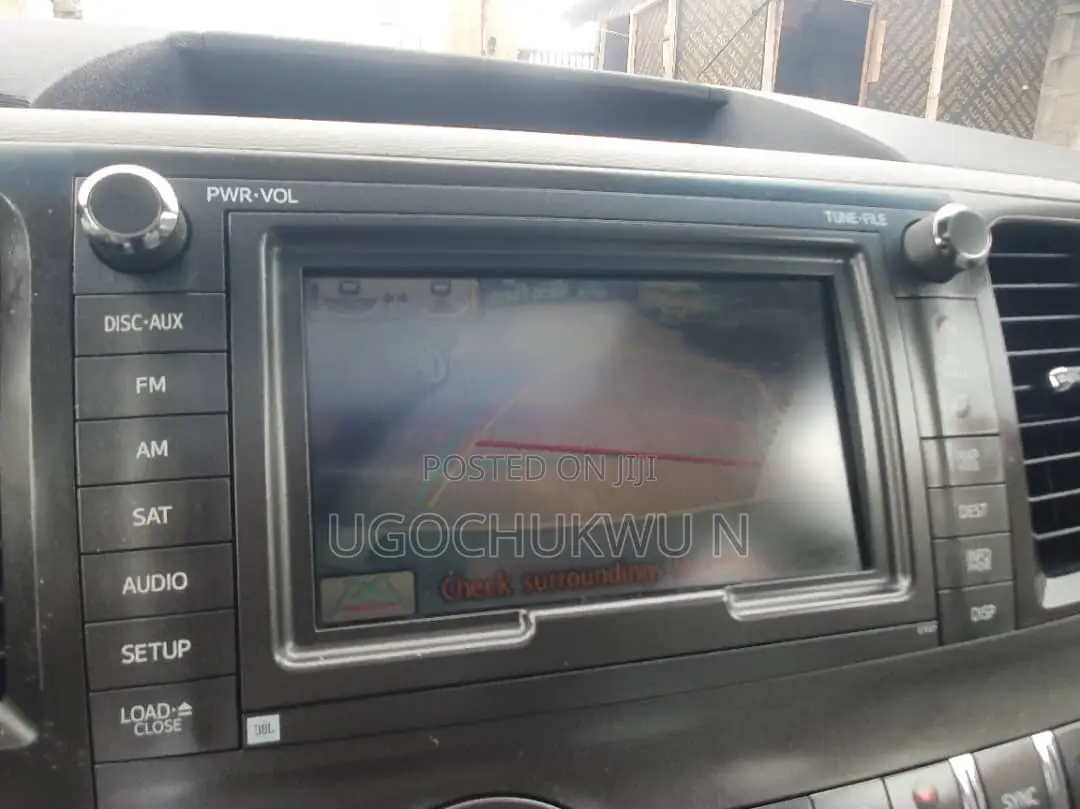 Toyota Sienna Limited 7 Passenger 2010 Gray